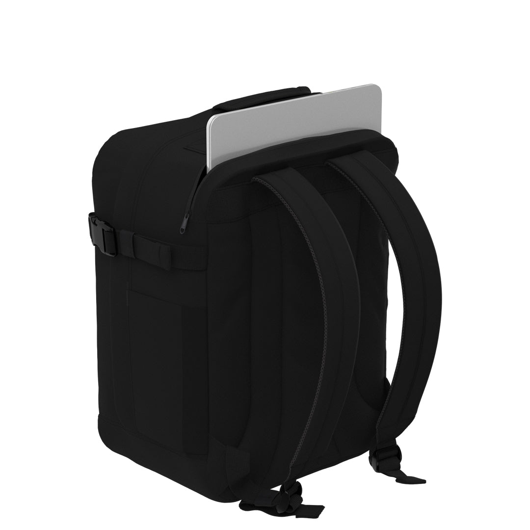 <tc>Classic</tc> Sac à Dos Tech 28L <tc>Absolute Black</tc>