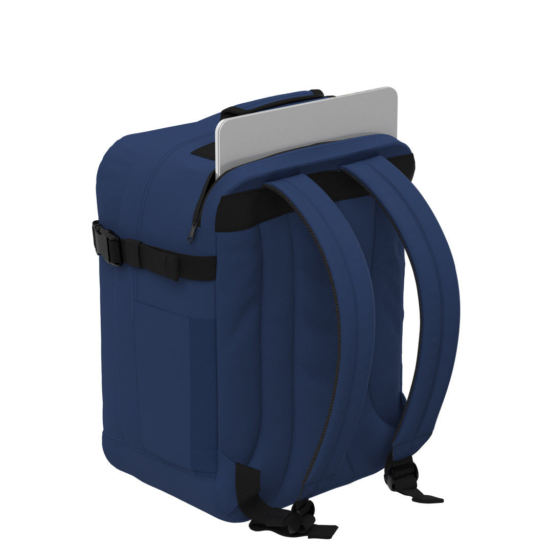 <tc>Classic</tc> Sac à Dos Tech 28L <tc>Navy</tc>